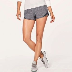 Lululemon Hotty Hot Short II 2.5 1st Release Sz 10